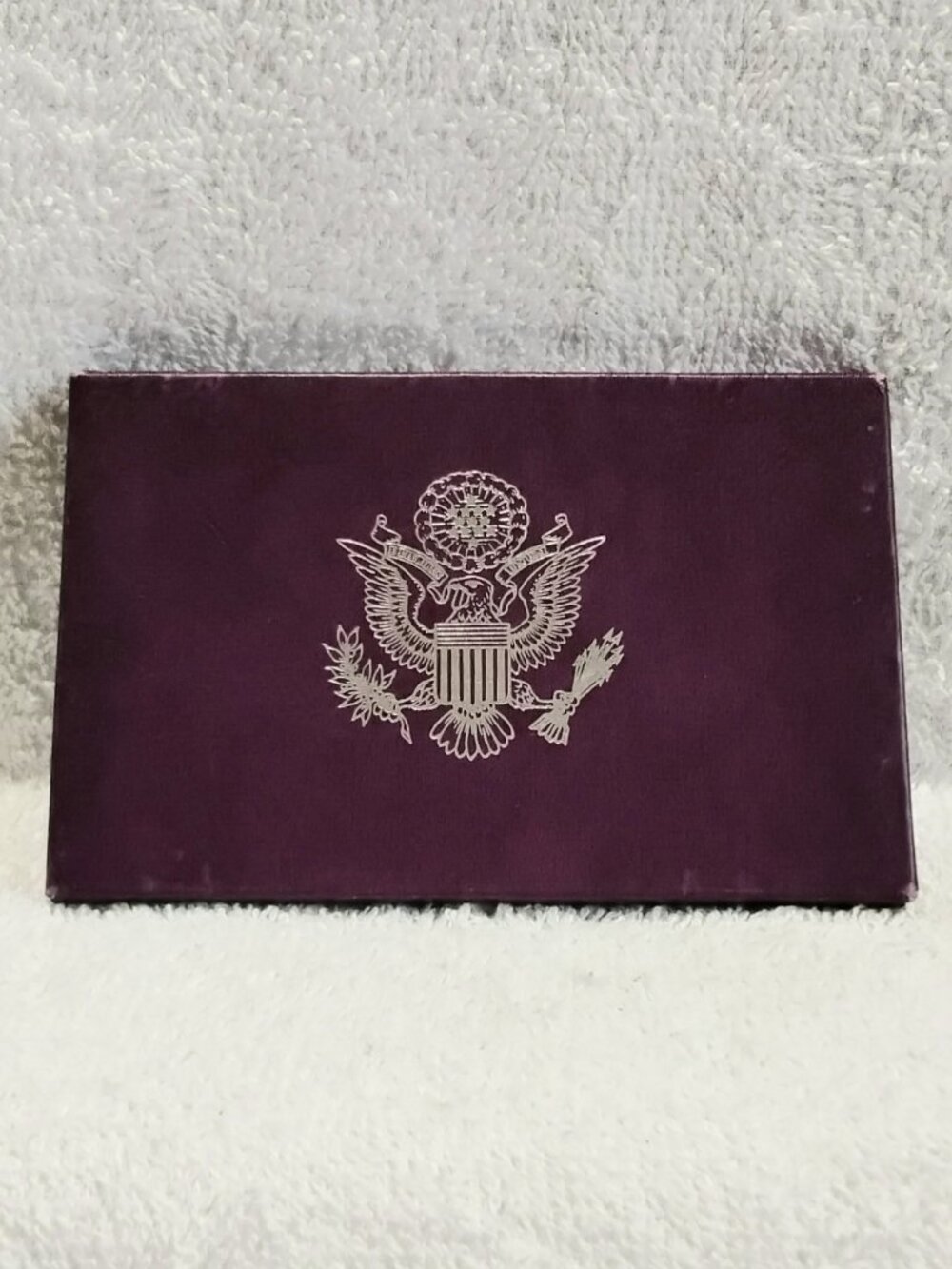Sealed 1985 United States Proof Coin Set by the US Mint!!